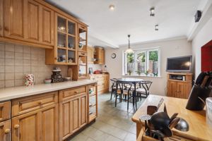 Kitchen- click for photo gallery